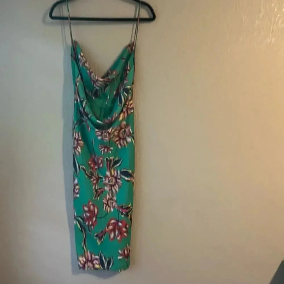 New Michael Costello Revolve Bentley Dress Slip Green Tropical Floral XS NWT - Picture 11 of 12